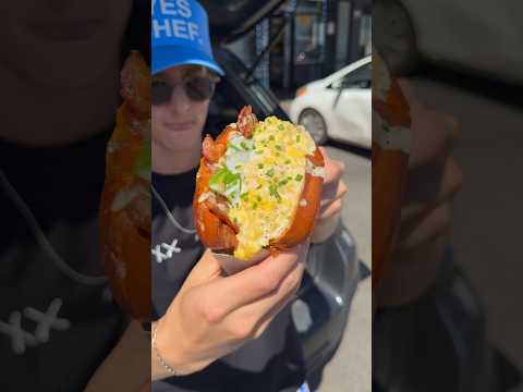 People are saying this is the best breakfast sandwich in LA 📍Eggtuck #losangeles #breakfast #eggs